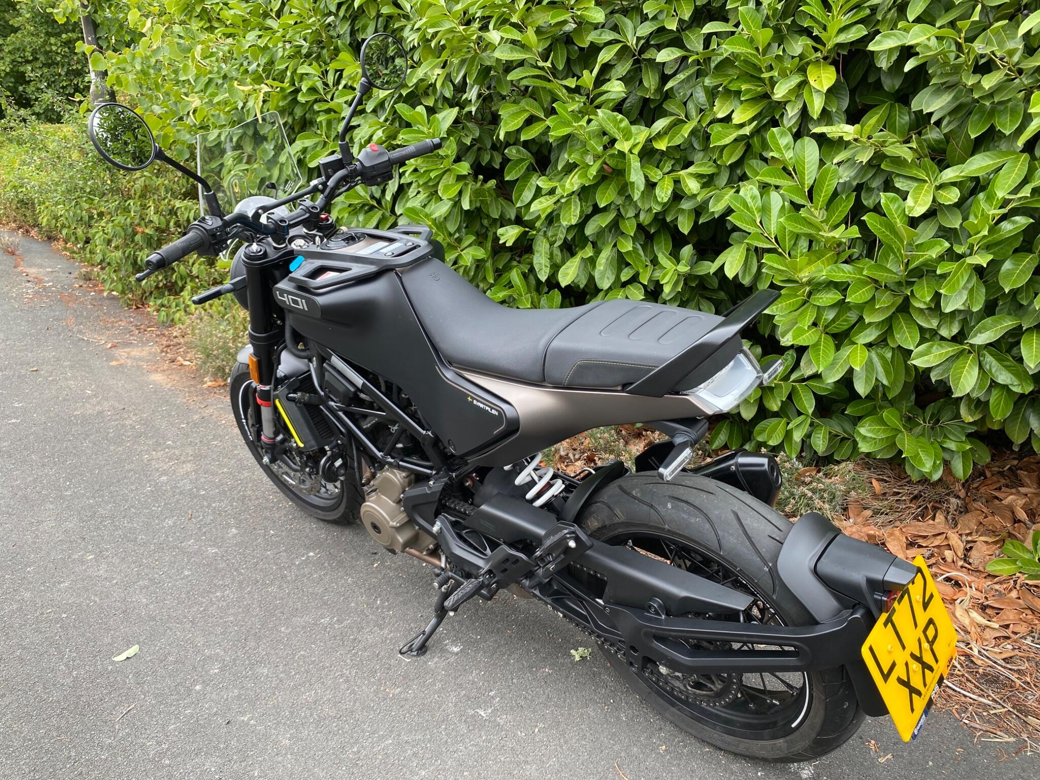 2022 72 Reg Husqvarna Svartpilen 401